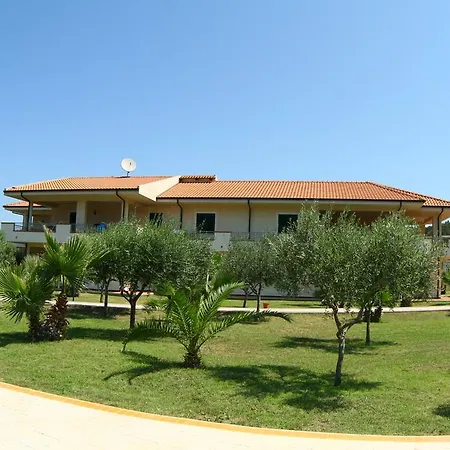 Πάρκο διακοπών Borgo Marino Albatros *