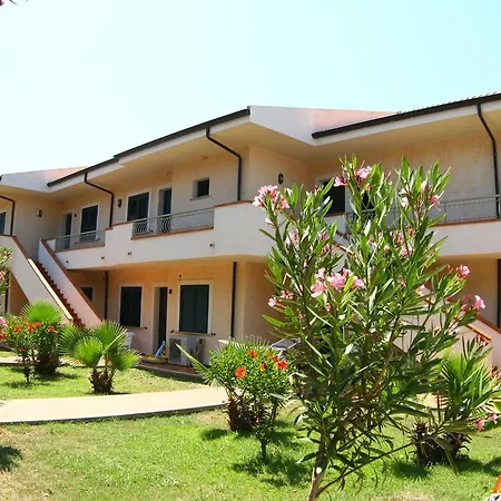 Borgo Marino Albatros Ferienpark Zambrone