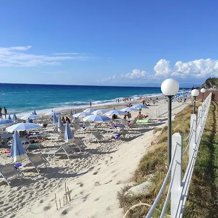 Borgo Marino Albatros 잠브로네